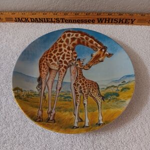Giraffe Decorative Plate